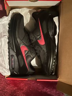 Nike Air Max 90 Black Red Sneakers size 11M asking $90 firm pick up in Norcross Ga