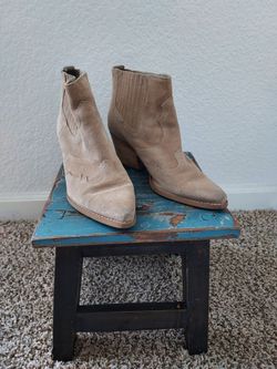 Suede Cowboy boots