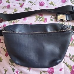 Fendi Men’s Fanny Pack 
