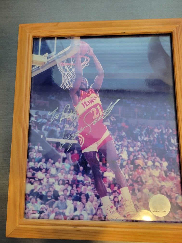 DOMINIQUE WILKINS SIGNED FRAMED PHOTO BASKETBALL
