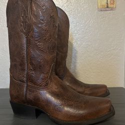 Cody James Square Toe Boots