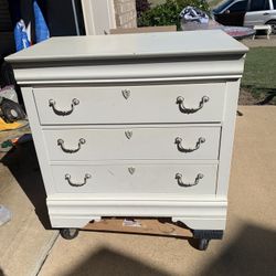 Chest Drawer 