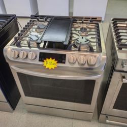 LG STAINLESS STEEL SLIDE IN GAS RANGE OPEN BOX ITEM