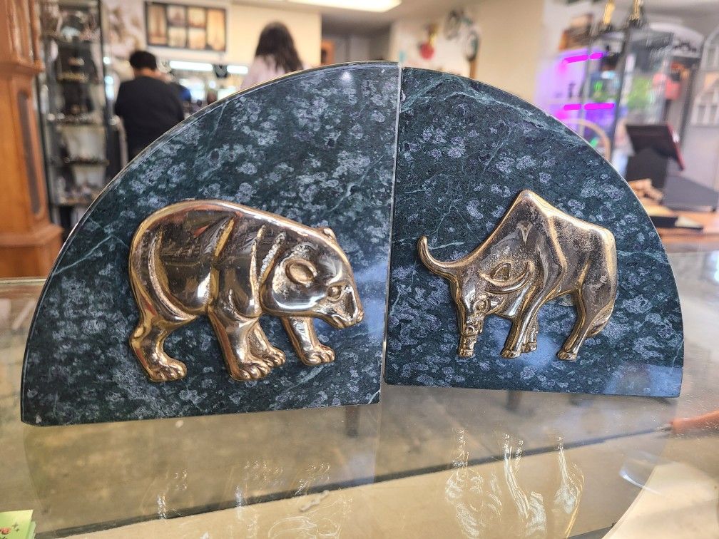Bear & Bull Vintage Brass Marble Stock Market Bookends Wall Street Paperweights