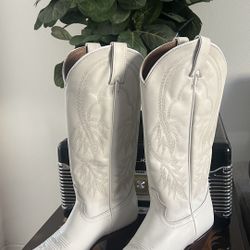Idyllwind "Bright Side" White Leather Western Boots - Size 7