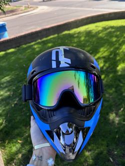 Youth helmet - L