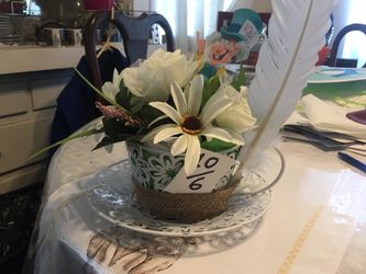 Tea cup planter arrangement