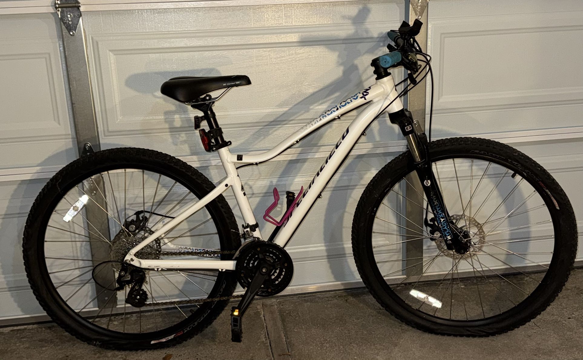 Specialized Jynx Sport [M17"].