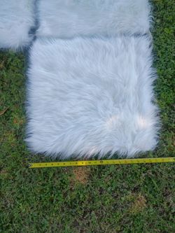 Faux Fur Area Rugs 21x21 White