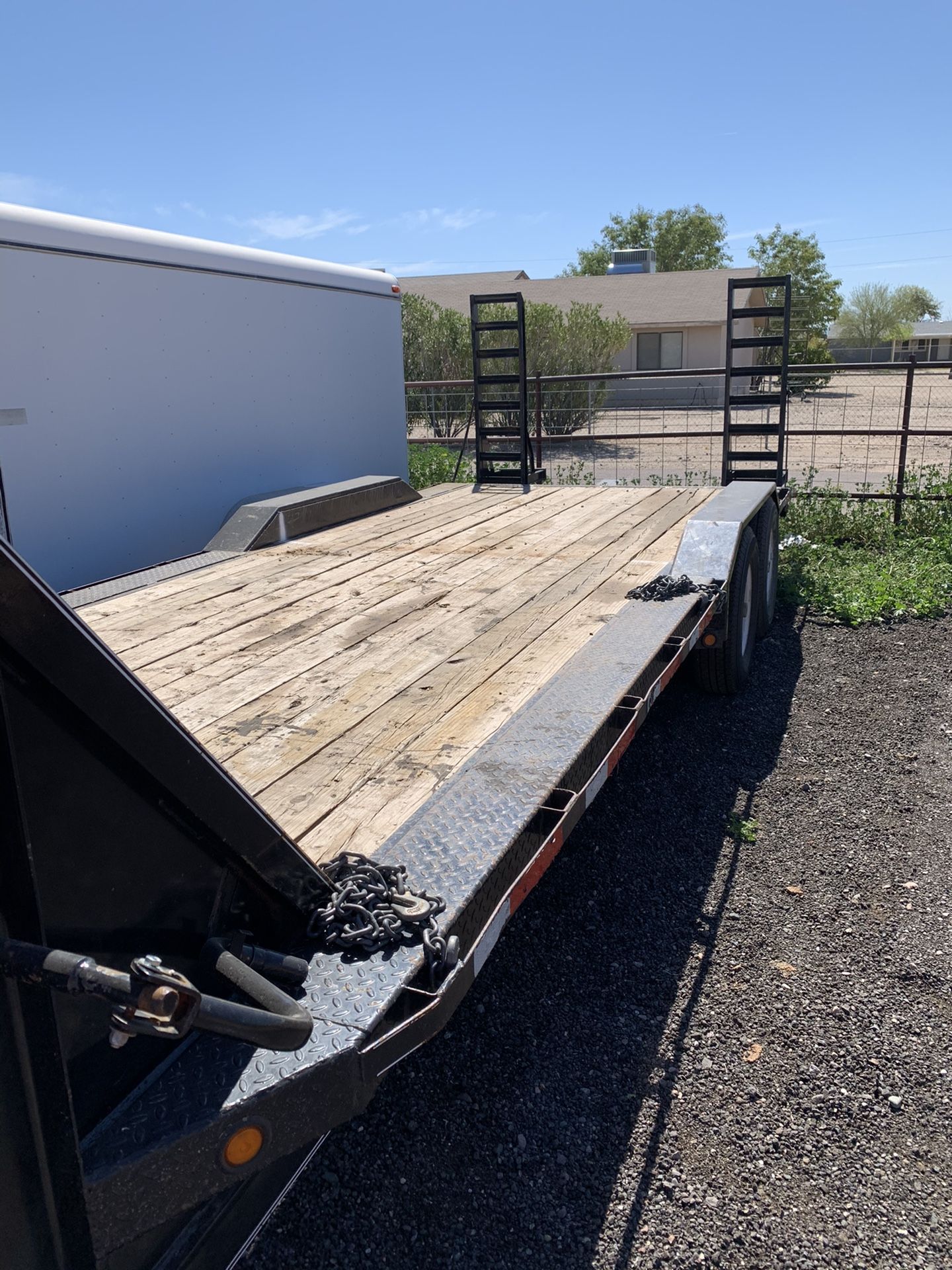 Top Hat Gooseneck Equipment Trailer for Sale in Goodyear, AZ OfferUp