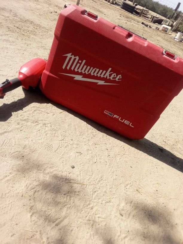 Milwaukee Hammer Vac