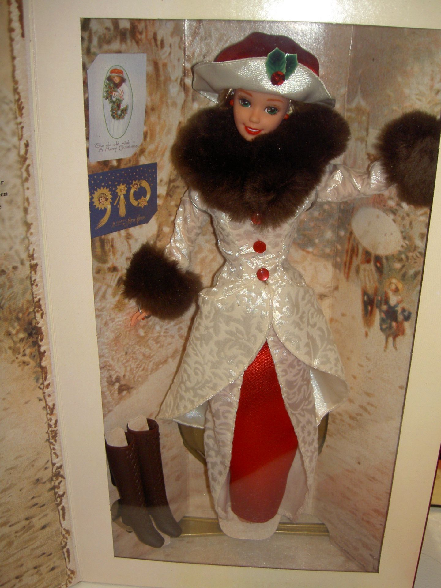 Holiday memories Barbie hallmark special edition