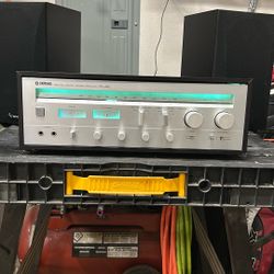 Vintage Yamaha CR-440 Natural Sound Receiver