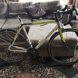 Marin Pasubio Road Bike