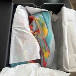 Nike Kobe Protro Venice Beach size 4.5 GS