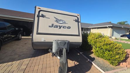 Jayco Feather ultra lite Hybrid