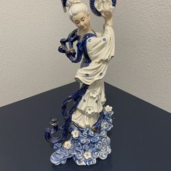 Figurine Vintage Porcelain Chinese Girl Figurine