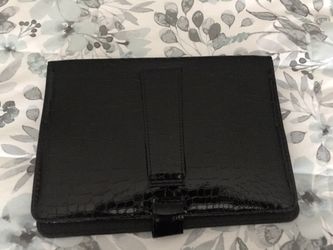 Lindsay Tablet with Keyboard case