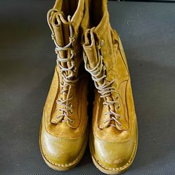 Combat Danner Boots Size 9 Wide 