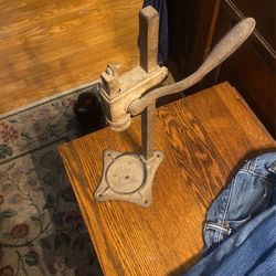 Antique Bottle Capper