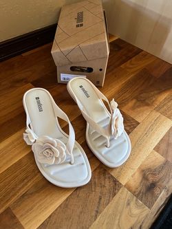 Melissa White Flip Flops with Rose Detail 7