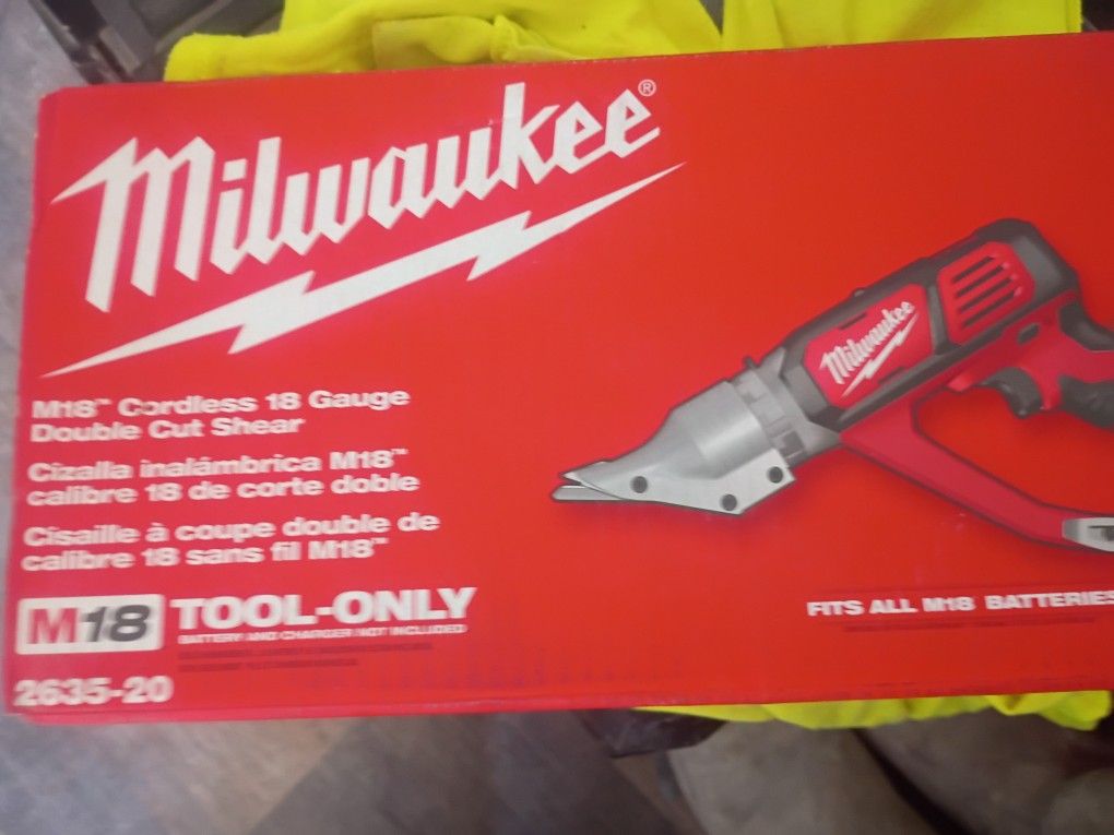 Milwaukee Double Cut Shear
