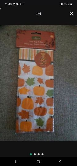 Halloween treats bags &ties
