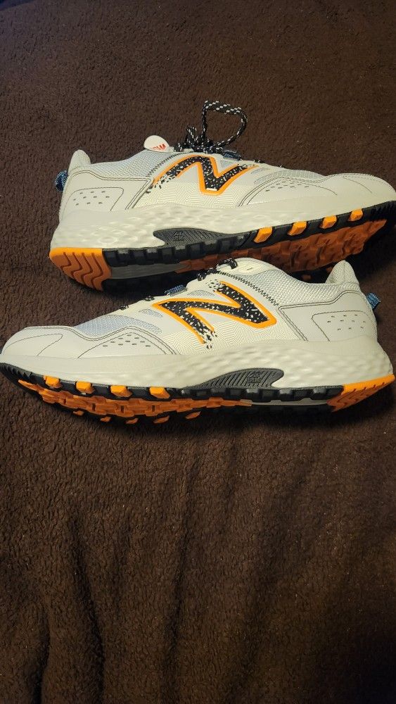 New Balance 410V8 Trail Running Shoes 4E XL Gray Orange MT410CA8 Mens Size 10.5