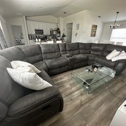 Reclining Sofa