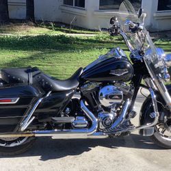 2016 Harley Davidson Road King