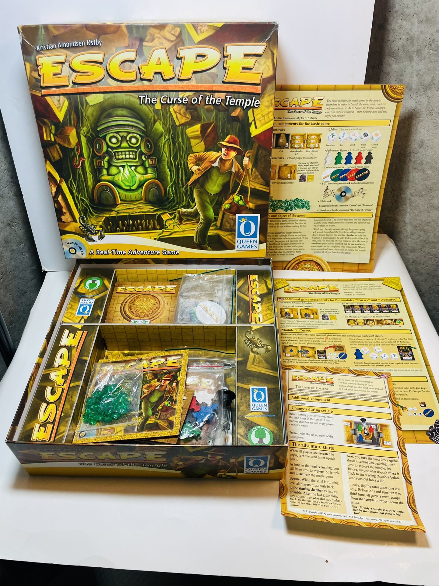 ESCAPE The Curse of the Temple Board Game Queen Games w Expansion Modules & CD