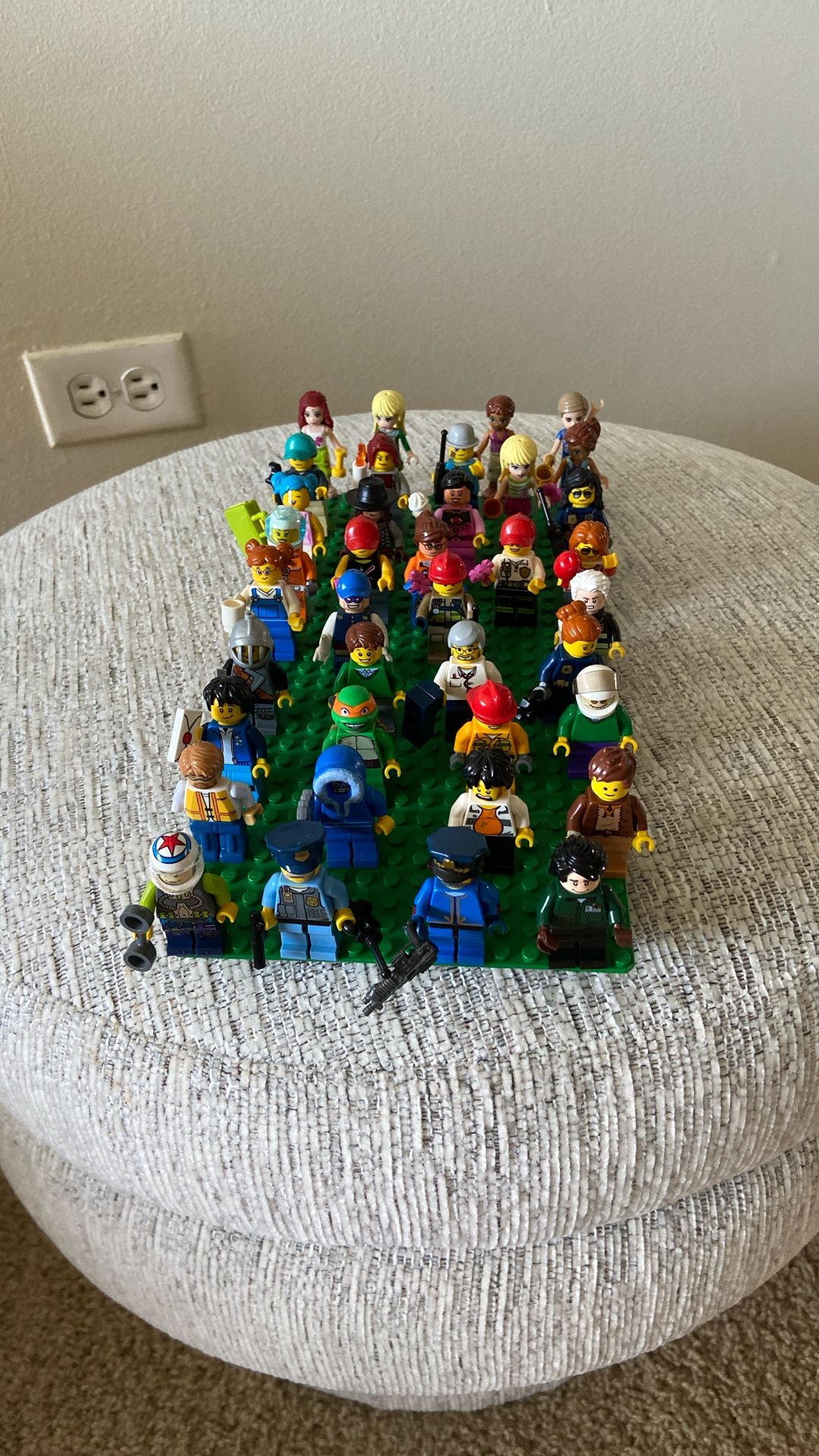 38 Lego Mini figs 