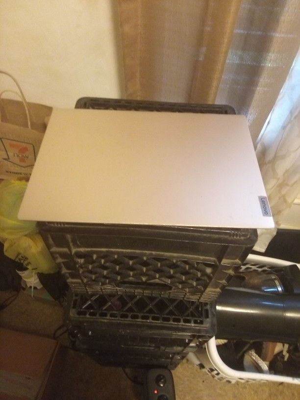 Lenovo Window laptop