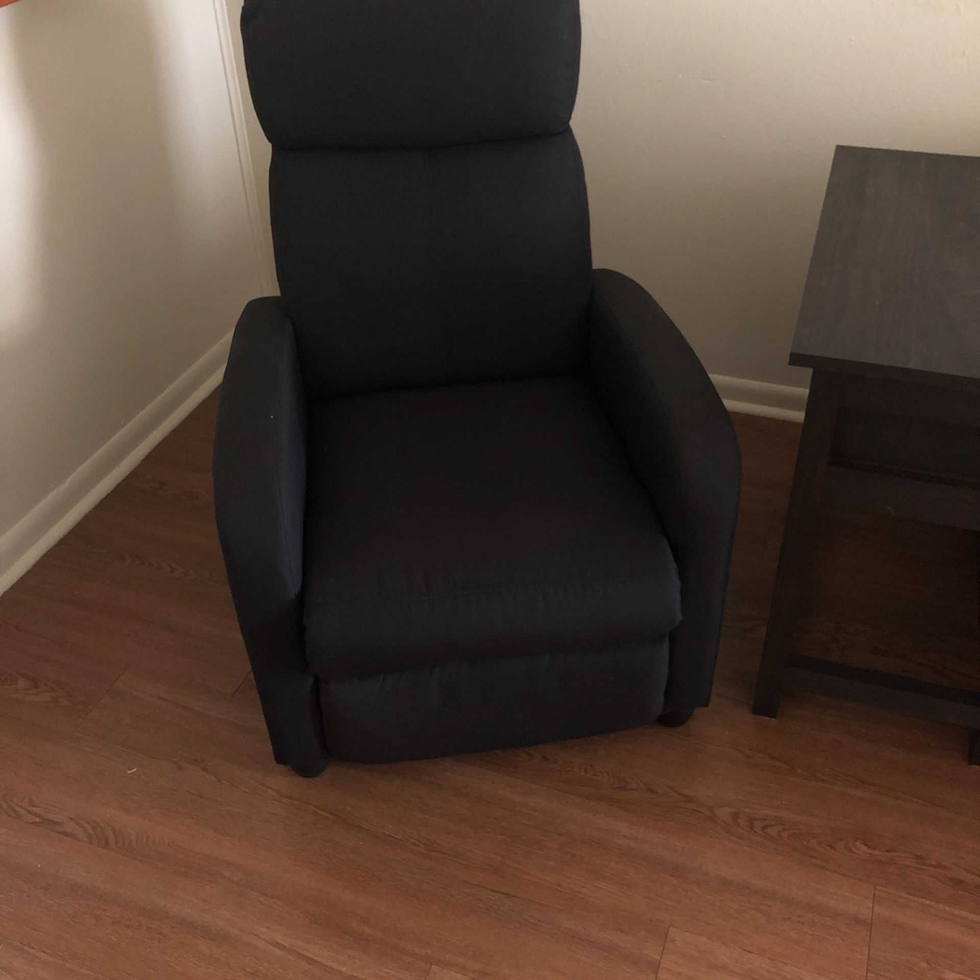 3 Piece Easy Recliner