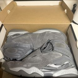 Air Jordan 8