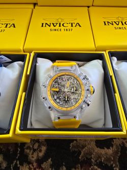 INVICTA RACING WATCH NWT