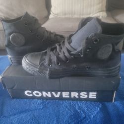 Converse High Tops Chuck Taylors