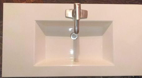 Bathroom sink