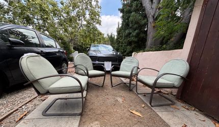 Vintage Brown Jordan Rare 4 Chairs