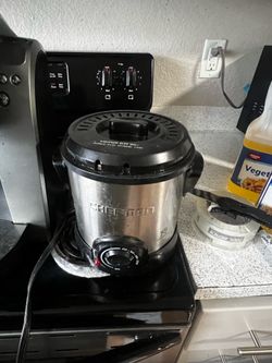 **MOVING SALE**Chefman Electric Deep Fryer – $40