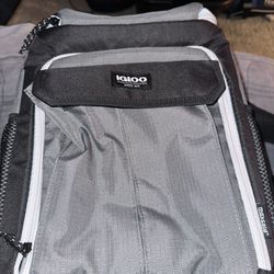 IGLOO Travel Cooler Backpack 