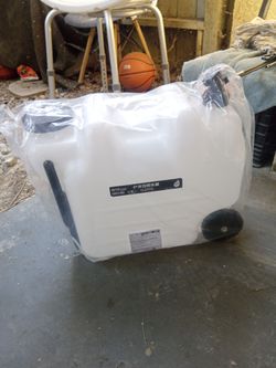 5 gallon water jug
