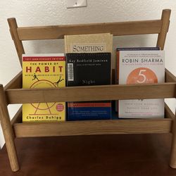 IKEA FLISAT book display