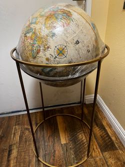 Geographic World Globe