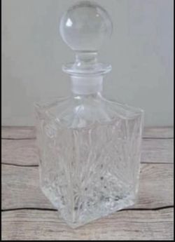 1997 Royal Gallery 24% Lead Crystal Alcohol Decanter