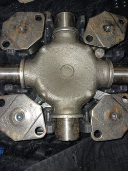 Spicer Universal Joint