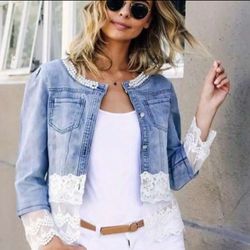 Denim Lace trim & pearl jacket size small