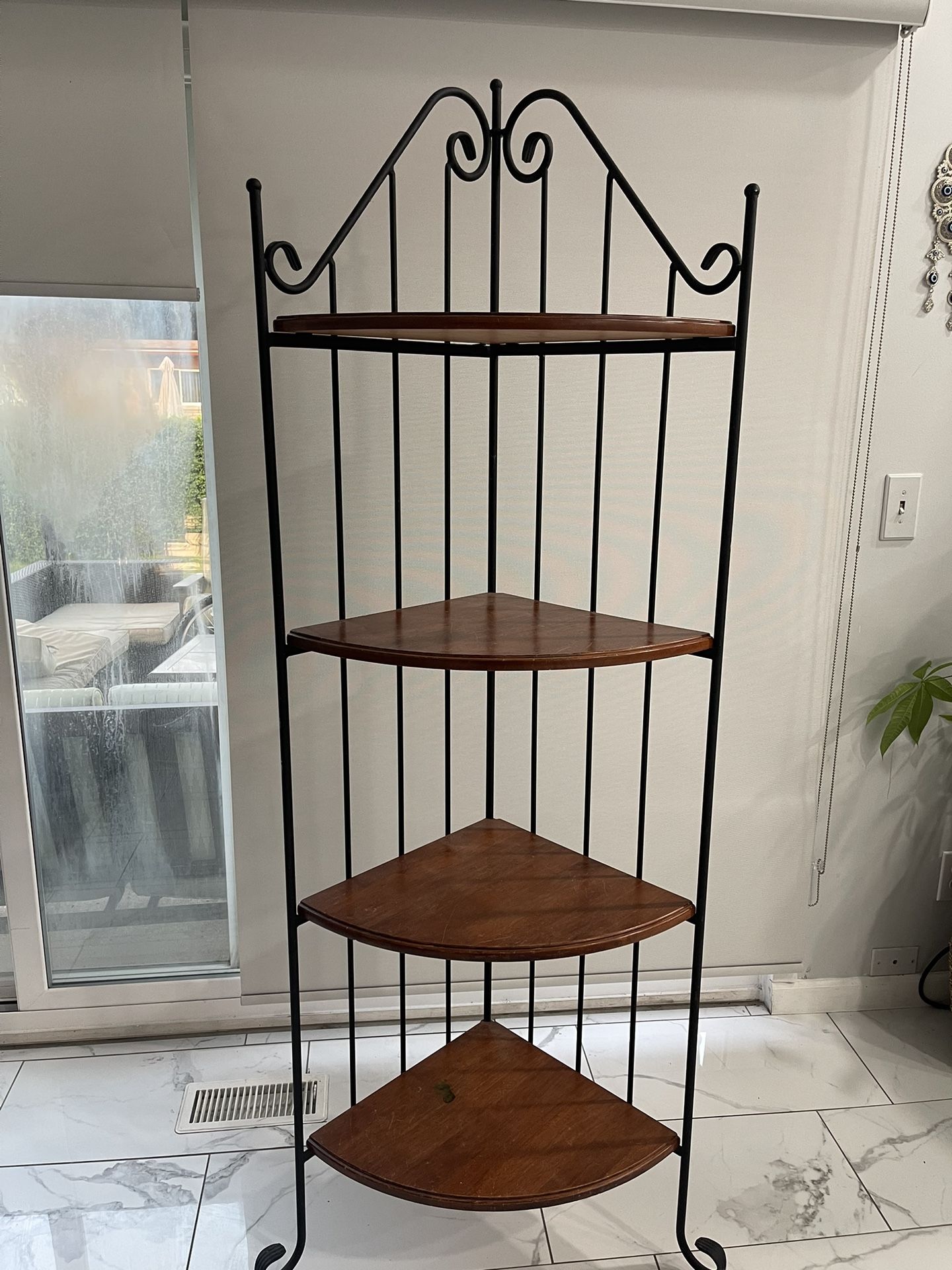Corner Shelf