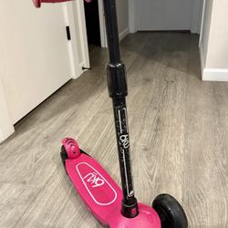 6KU 3 wheel scooter for kids 3-8 with flashing wheels