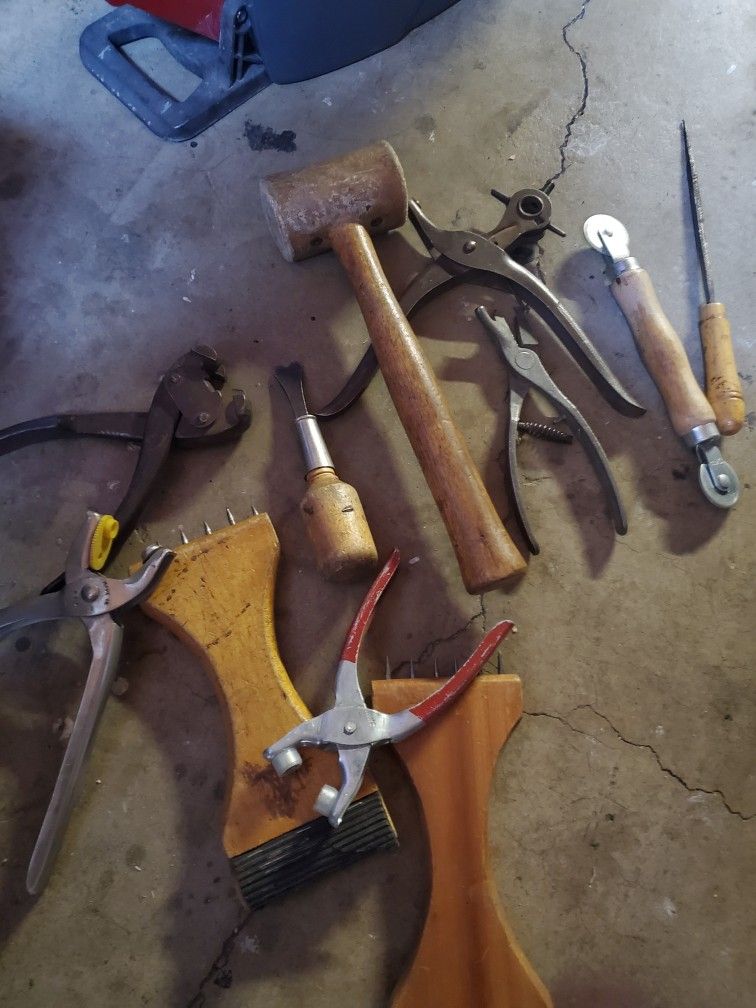 Leather Upholstery Tools